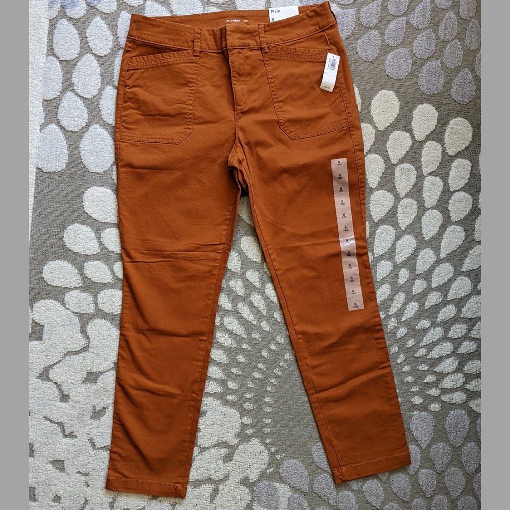 Old Navy High-Waisted Pixie Ankle Pants for Women - Size 8